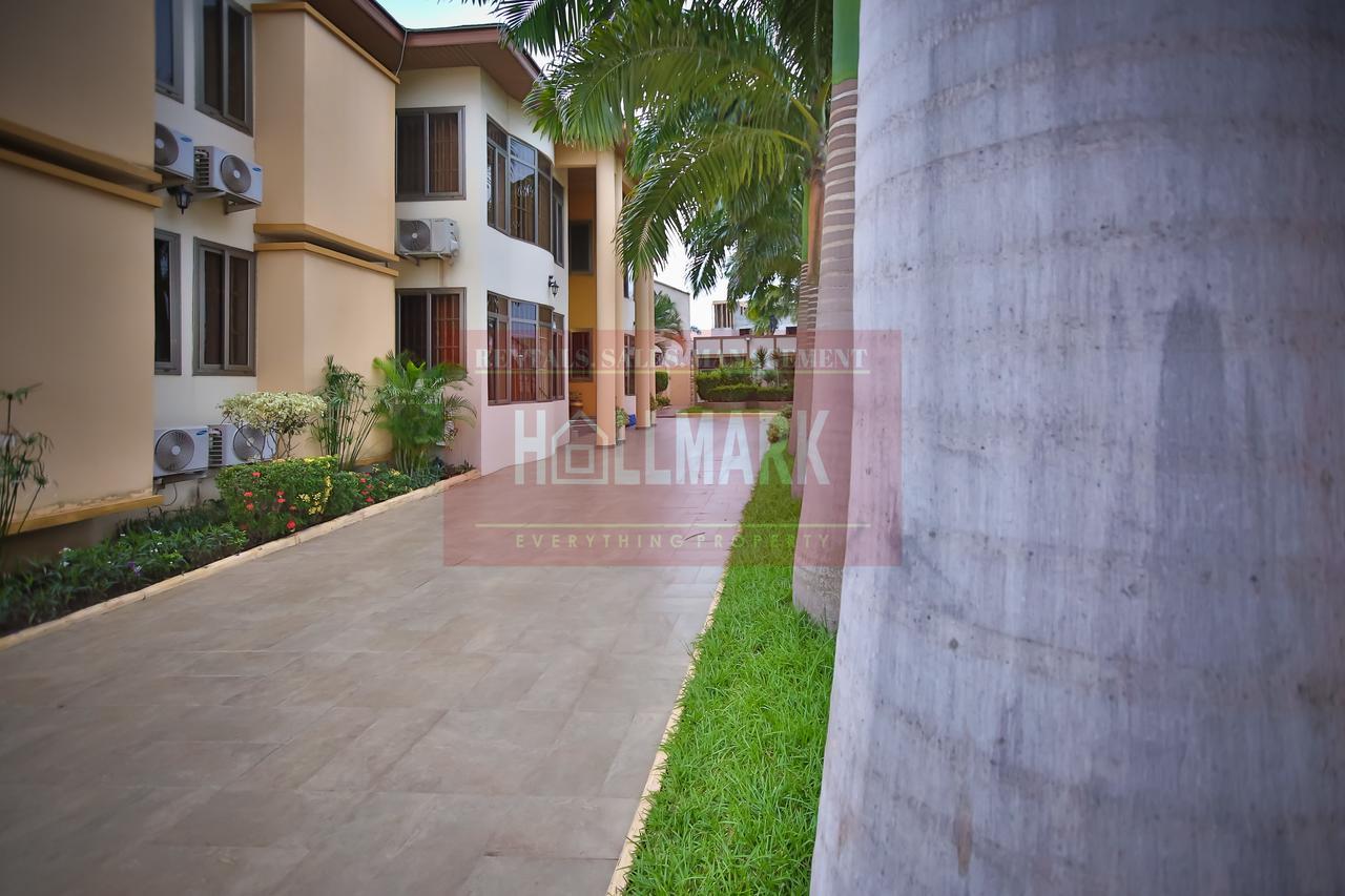 Hallmark Properties- Apartment 2 Accra Exterior photo